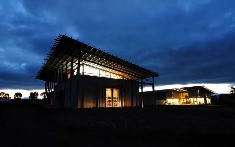 Paritua gallery img building at night 768x480